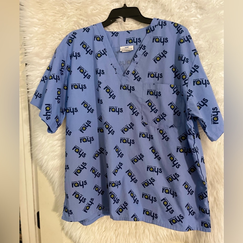 Tampa Bay Rays Baseball Unisex V-Neck Scrub Top with front chest pocket. Size XL